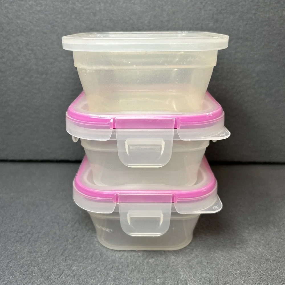 Snapware Small Square Plastic Food Storage Containers Set 1.34 Cups 4